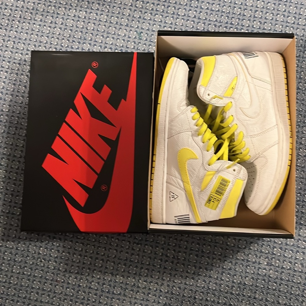 AIR JORDAN 1 RETRO HIGH OG - FIRST CLASS - Picture 8 of 8